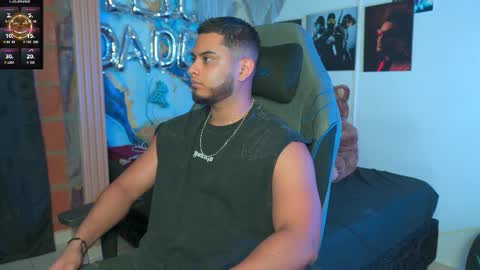 Snapshot of tyler_price01 chatting on February 24, 12:19 am Tyler online show from February 24, 12:19 am