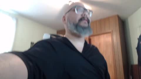 Snapshot of tylergstrings1 chatting on January 12, 3:57 pm Tyler G Strings online show from January 12, 3:57 pm