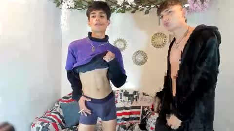 tylerhot2005 online show from November 14, 2:38 pm