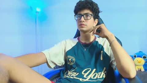   online show from October 1, 3:45 am