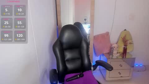 tylor_love online show from November 24, 10:53 pm