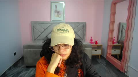 TYNA  online show from June 1, 12:51 pm