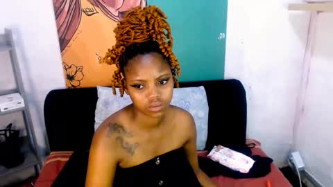 Tyra online show from January 9, 7:04 pm