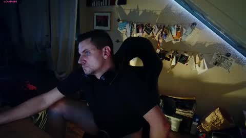 Sascha online show from November 9, 8:51 pm