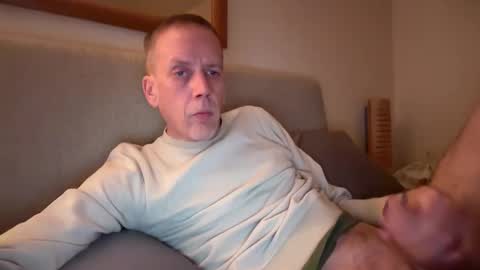 Ty online show from April 11, 10:47 pm