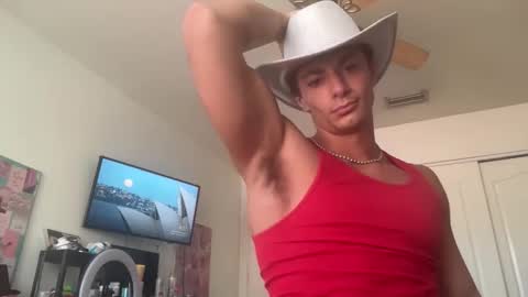 tyy0ung online show from May 22, 8:03 pm