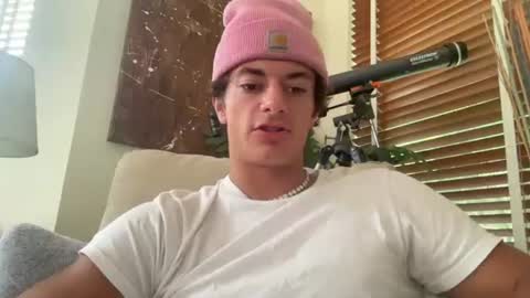 tyy0ung online show from July 12, 3:14 pm