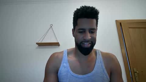Snapshot of tzigane31 chatting on February 28, 3:26 pm tzigane31 online show from February 28, 3:26 pm