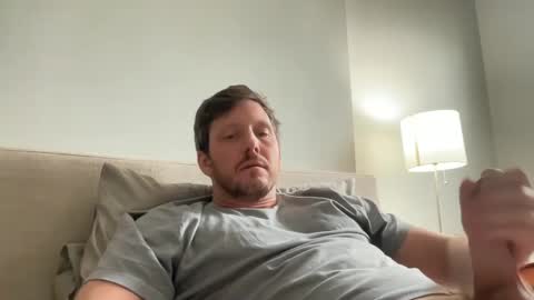 Snapshot of u28005 chatting on February 16, 8:22 pm u28005 online show from February 16, 8:22 pm