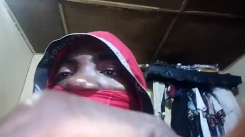 Snapshot of uceze01 chatting on July 12, 8:55 pm uceze01 online show from July 12, 8:55 pm