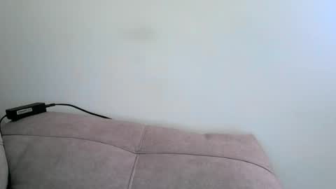 uchiha0786 online show from June 26, 9:46 am