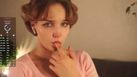 Lili online show from February 18, 8:05 pm