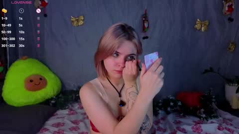 Polly online show from December 21, 3:41 pm