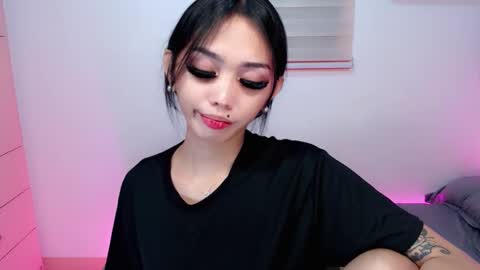 urbbgirl alliah online show from January 17, 7:17 pm