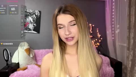 Vikki online show from December 21, 3:08 pm