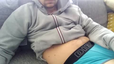 Uli online show from February 19, 1:28 pm