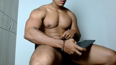 Felipe  model independent online show from May 14, 10:33 am