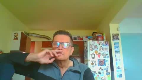 ulmeni4 online show from March 26, 1:49 pm