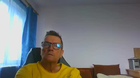 Snapshot of ulmeni7 chatting on July 12, 1:02 pm ulmeni7 online show from July 12, 1:02 pm