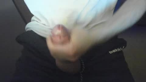 Snapshot of ultimate_cumshot chatting on February 8, 6:12 pm ULTIMATE CUMSHOT online show from February 8, 6:12 pm