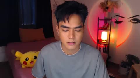 Snapshot of ultimatesexytrans chatting on February 28, 10:50 pm Alex online show from February 28, 10:50 pm