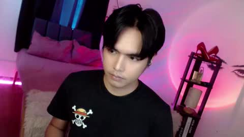 Snapshot of ultimatesexytrans chatting on October 17, 2:48 am Alex online show from October 17, 2:48 am