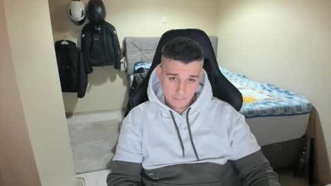 hi im mike tyson -  online show from February 26, 8:19 pm