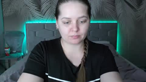 Snapshot of ulystar chatting on January 31, 3:33 pm Ulyana online show from January 31, 3:33 pm