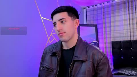 un_sluttyy online show from December 20, 11:17 am