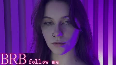 Una  online show from January 23, 1:24 pm