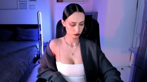 unaericaabistrong online show from April 6, 6:31 pm