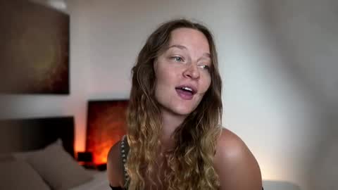 Snapshot of unbelievable__ chatting on January 18, 2:04 am Sasha online show from January 18, 2:04 am