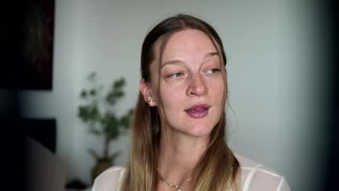 Snapshot of unbelievable__ chatting on February 13, 2:07 am Sasha online show from February 13, 2:07 am