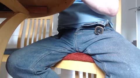 Uncle online show from November 18, 9:25 am