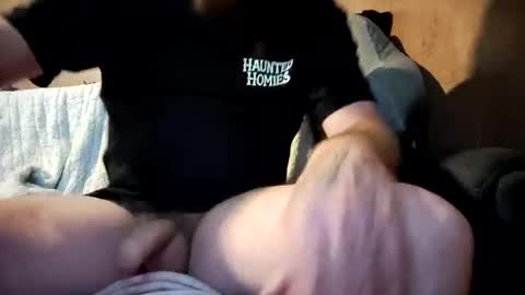 uncut_dick2890 online show from March 2, 6:04 pm