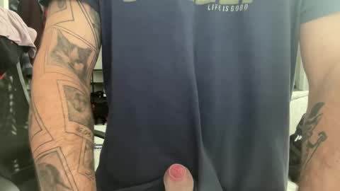 uncutbeard129840 online show from January 6, 5:38 pm