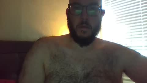 Snapshot of uncuthairyd chatting on May 16, 5:23 pm uncuthairyd online show from May 16, 5:23 pm