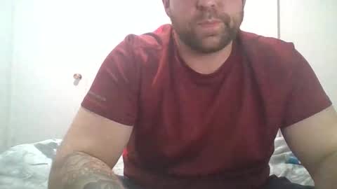 Snapshot of uncutstud18 chatting on December 18, 5:13 am UncutStud online show from December 18, 5:13 am