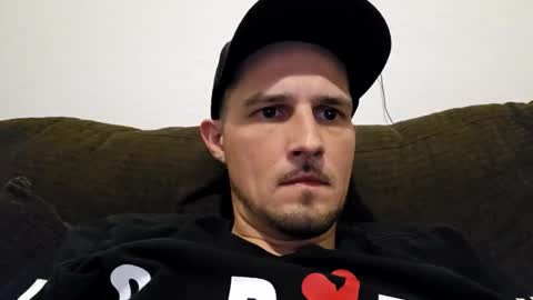 Snapshot of undercovrrboss88 chatting on January 12, 6:49 am undercovrrboss88 online show from January 12, 6:49 am