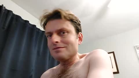 Snapshot of undress_me_ chatting on December 4, 2:20 am undress me online show from December 4, 2:20 am