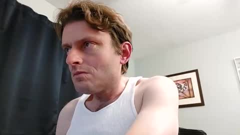 Snapshot of undress_me_ chatting on February 13, 11:15 pm undress me online show from February 13, 11:15 pm