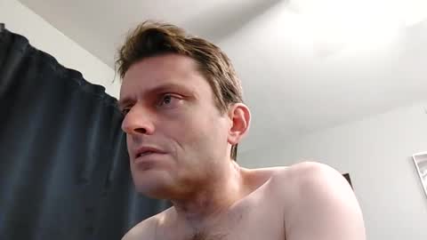 Snapshot of undress_me_ chatting on February 26, 11:15 pm undress me online show from February 26, 11:15 pm