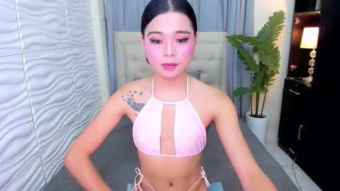 Snapshot of unforgetableasiancock chatting on September 30, 9:09 pm unforgetableasiancock online show from September 30, 9:09 pm