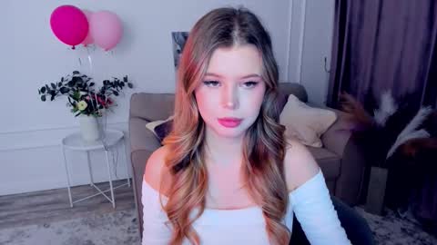 Alice online show from September 17, 7:48 pm