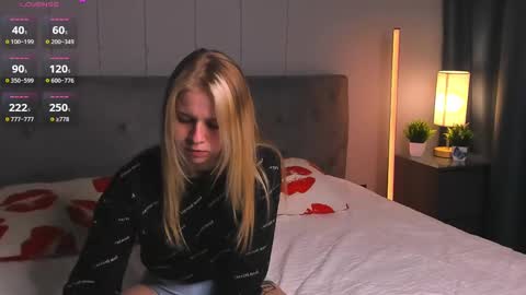 Snapshot of unforgettable_emotions chatting on February 26, 10:53 pm Im online every day 1700 GMT-4 online show from February 26, 10:53 pm