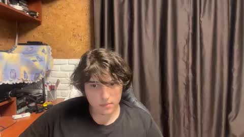 Snapshot of unholy_heat chatting on September 18, 8:11 pm Anri online show from September 18, 8:11 pm