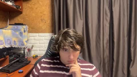 Snapshot of unholy_heat chatting on September 30, 8:03 pm Anri online show from September 30, 8:03 pm