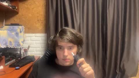 Snapshot of unholy_heat chatting on October 3, 9:01 pm Anri online show from October 3, 9:01 pm