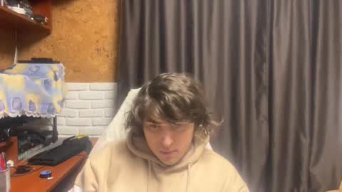 Snapshot of unholy_heat chatting on October 23, 8:18 pm Anri online show from October 23, 8:18 pm