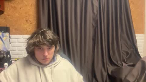 Snapshot of unholy_heat chatting on January 5, 10:24 pm Anri online show from January 5, 10:24 pm